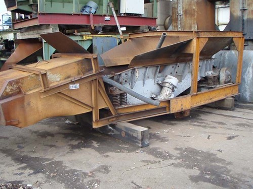 Couloir vibrant pour chargement de four, JÖST